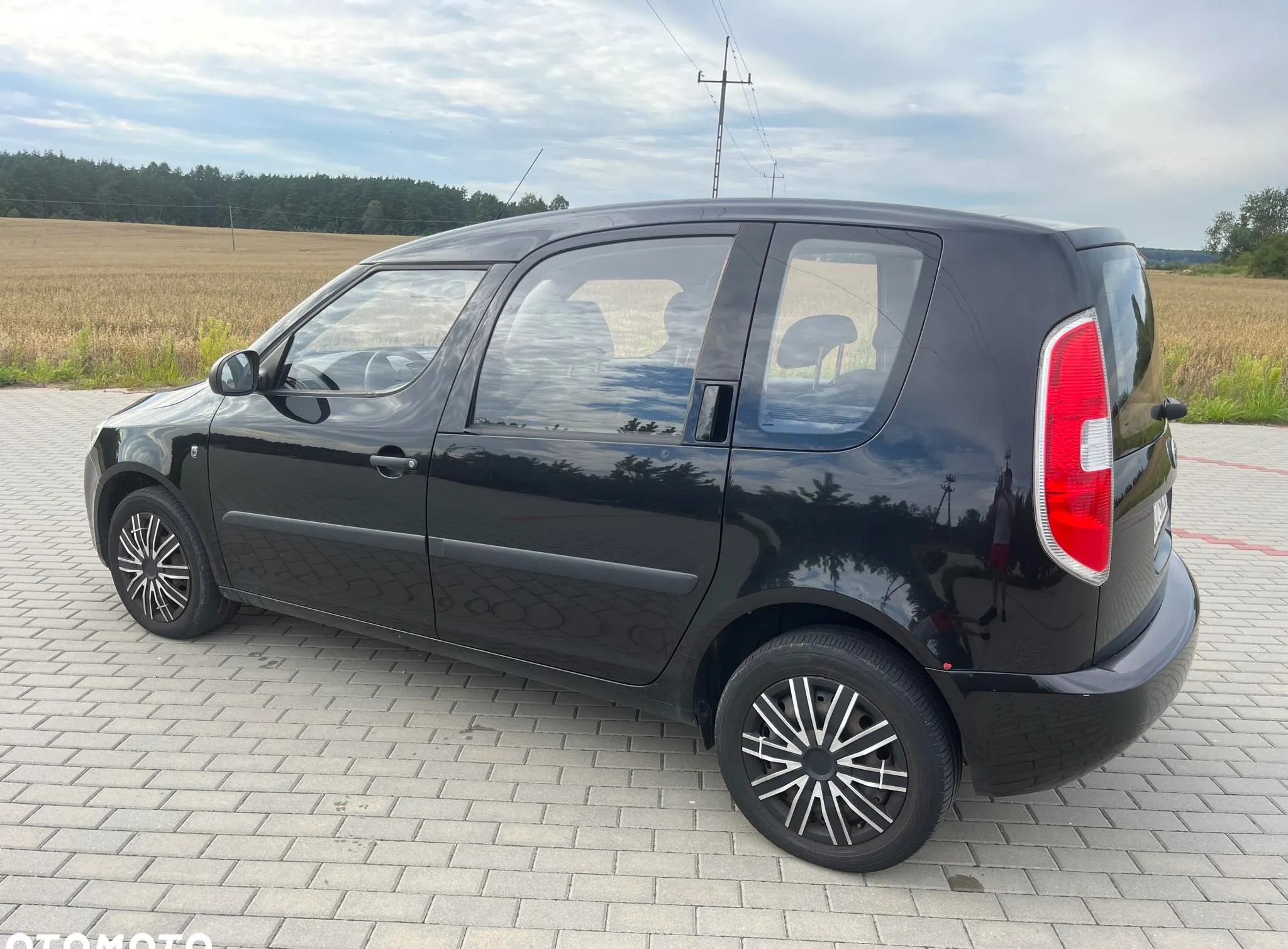 Skoda Roomster cena 13499 przebieg: 201000, rok produkcji 2009 z Człuchów małe 79